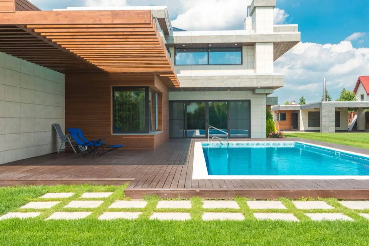 Inground fiberglass and gunite swimming pools in Brownsville, TX